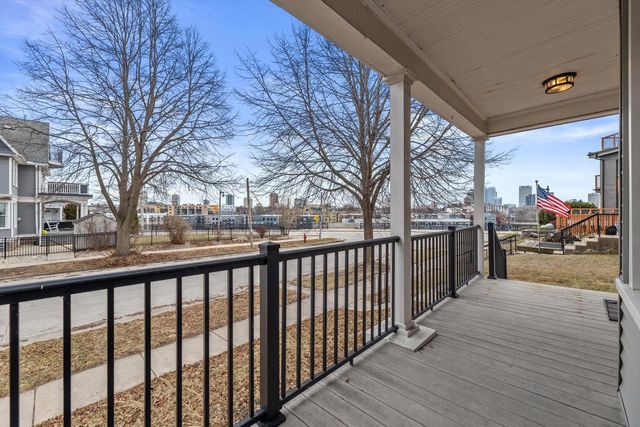 2013 N Booth STREET, Milwaukee, WI 53212