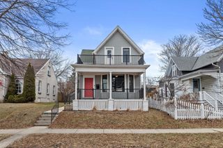 2013 N Booth STREET, Milwaukee, WI 53212
