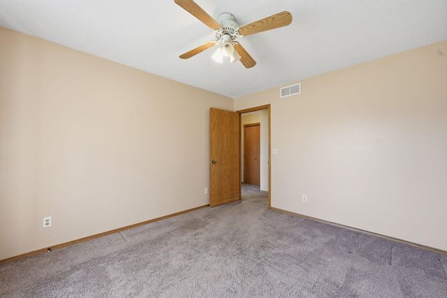 10622 W Bluewater Ct, Clearwater, KS 67026