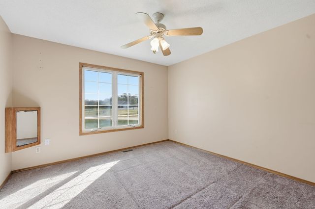 10622 W Bluewater Ct, Clearwater, KS 67026