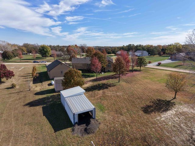 10622 W Bluewater Ct, Clearwater, KS 67026