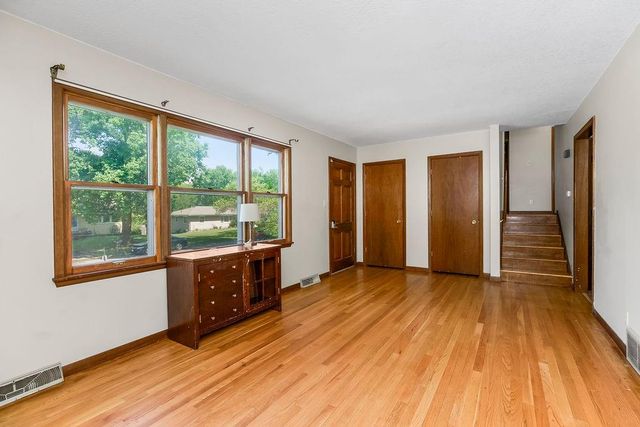 1835 Miami Street, Leavenworth, KS 66048