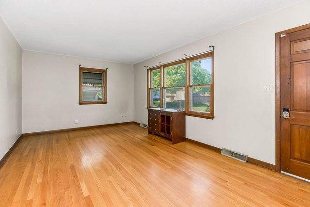 1835 Miami Street, Leavenworth, KS 66048