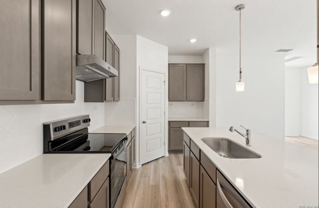 15620 Bonito Loop, San Antonio, TX 78253