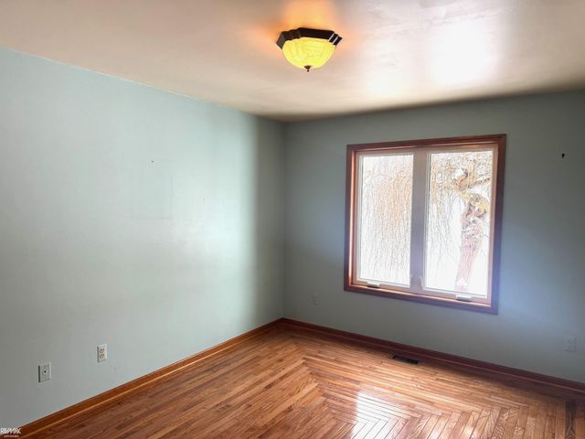 8223 Meisner Road, Casco, MI 48064