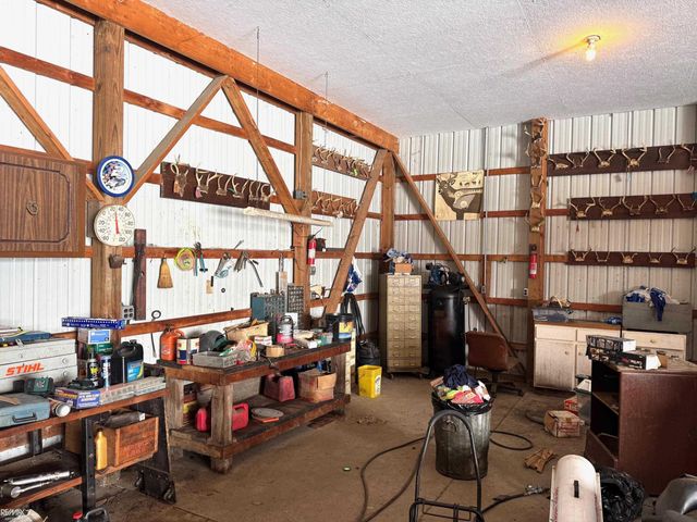 8223 Meisner Road, Casco, MI 48064