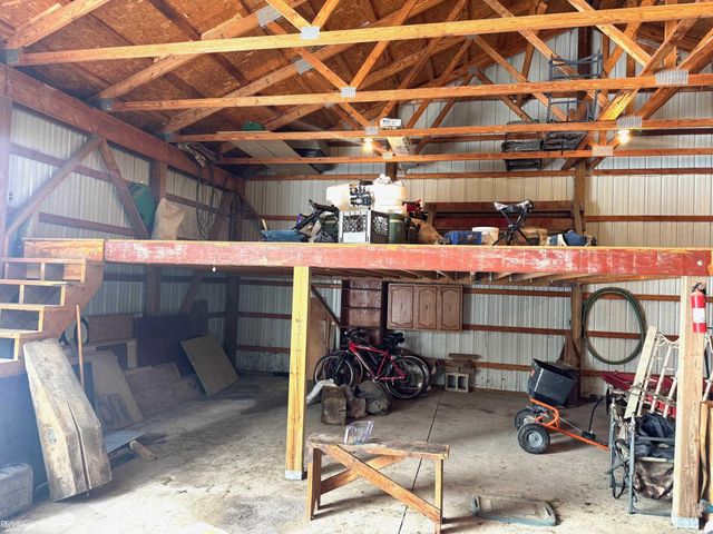 8223 Meisner Road, Casco, MI 48064