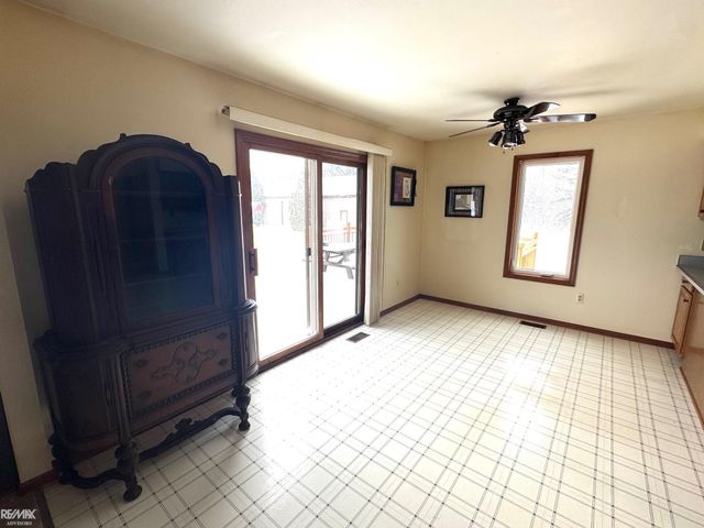 8223 Meisner Road, Casco, MI 48064