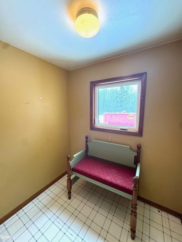 8223 Meisner Road, Casco, MI 48064