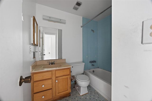 1567 SE 27TH STREET D, Ocala, FL 34471