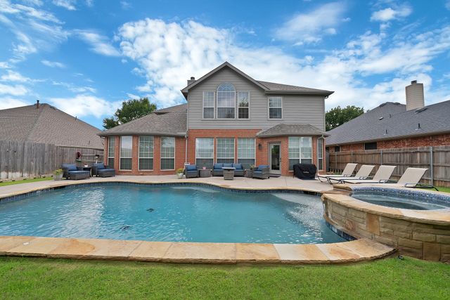 2210 Hillary Trail, Mansfield, TX 76063