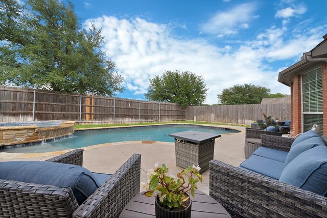2210 Hillary Trail, Mansfield, TX 76063