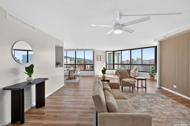 1050 Lunalilo Street 1006, Honolulu, HI 96822