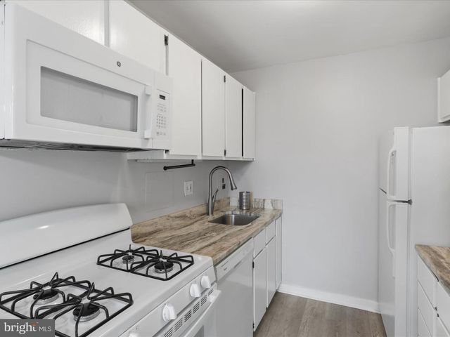 1200 S ARLINGTON RIDGE RD #509, Arlington, VA 22202