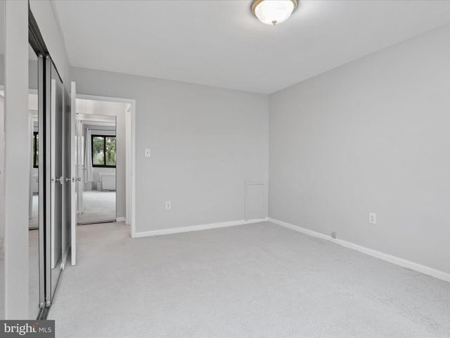 1200 S ARLINGTON RIDGE RD #509, Arlington, VA 22202