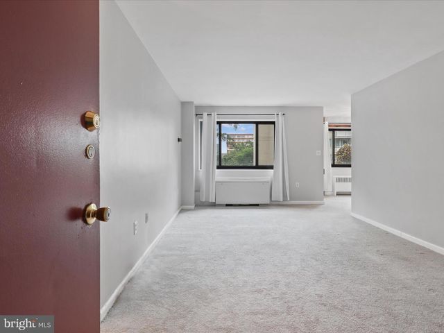 1200 S ARLINGTON RIDGE RD #509, Arlington, VA 22202