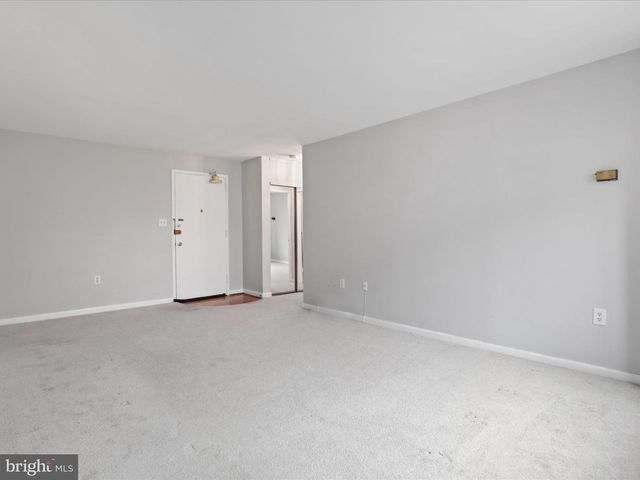 1200 S ARLINGTON RIDGE RD #509, Arlington, VA 22202