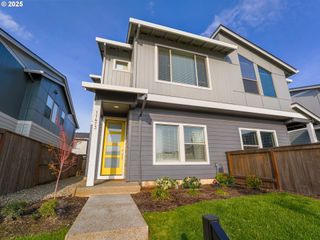 11473 Se PLEASANT VALLEY Pkwy, Happy Valley, OR 97086