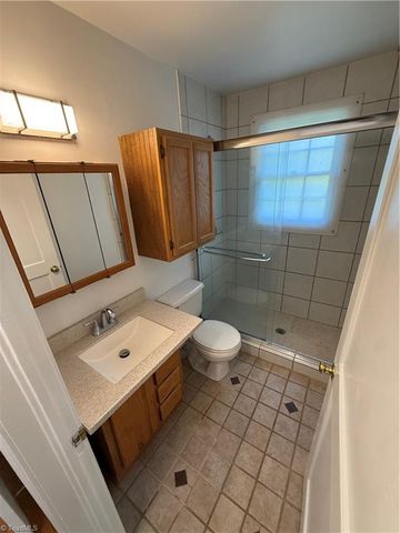 2388 Jefferson Avenue, Winston-salem, NC 27103