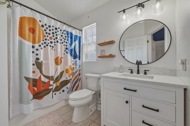 80 Palm Drive, Huntington, WV 25705