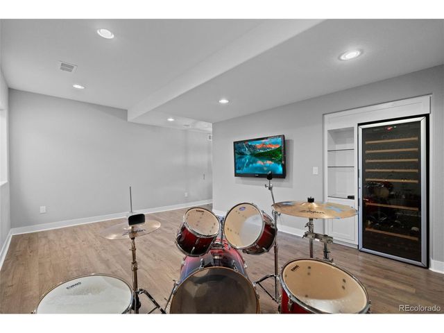 7768 Virgil Ct, Arvada, CO 80007