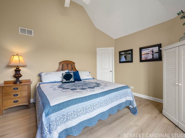 5610 Durand Drive 5610, Downers Grove, IL 60516