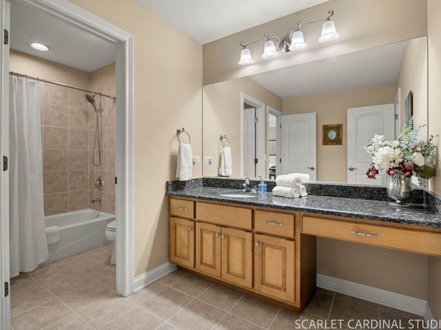 5610 Durand Drive 5610, Downers Grove, IL 60516