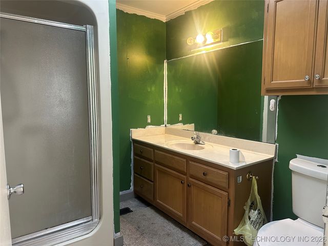 408184 Highway 266, Henryetta, OK 74437