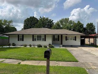 1809 Woodland Drive, Paragould, AR 72450