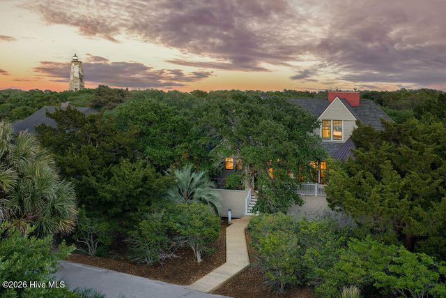 10 Green Teal Trail, Bald Head Island, NC 28461
