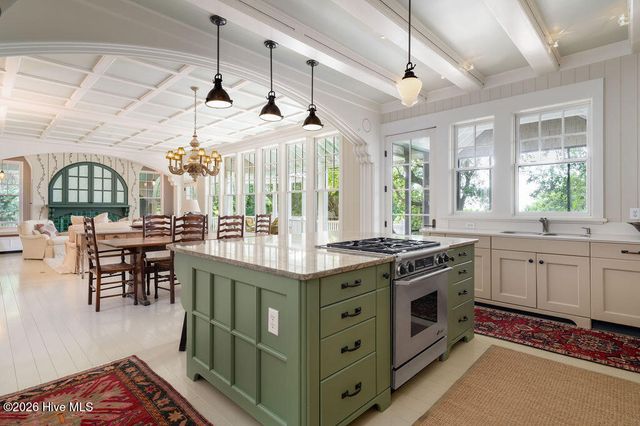 10 Green Teal Trail, Bald Head Island, NC 28461