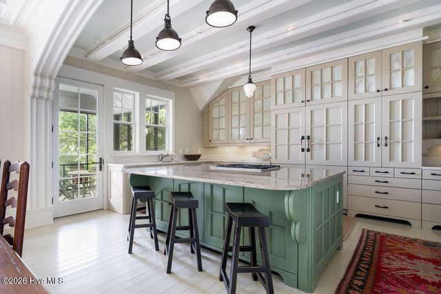 10 Green Teal Trail, Bald Head Island, NC 28461