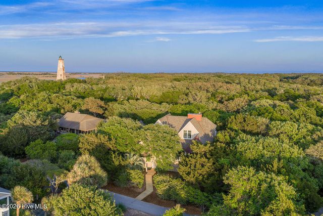10 Green Teal Trail, Bald Head Island, NC 28461