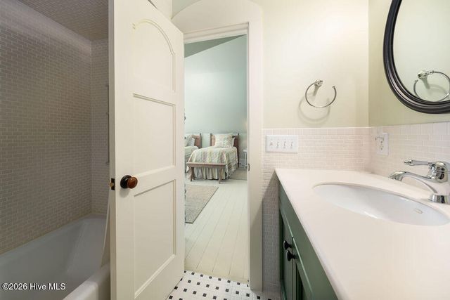 10 Green Teal Trail, Bald Head Island, NC 28461
