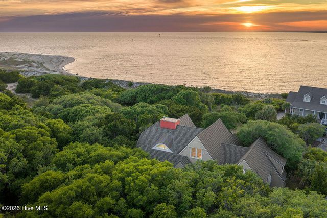 10 Green Teal Trail, Bald Head Island, NC 28461