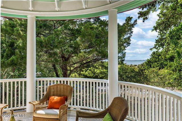10 Green Teal Trail, Bald Head Island, NC 28461