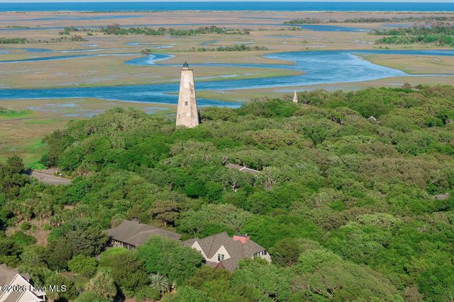 10 Green Teal Trail, Bald Head Island, NC 28461