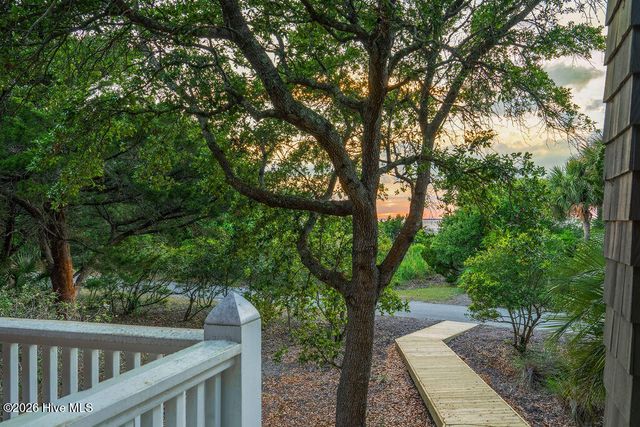 10 Green Teal Trail, Bald Head Island, NC 28461
