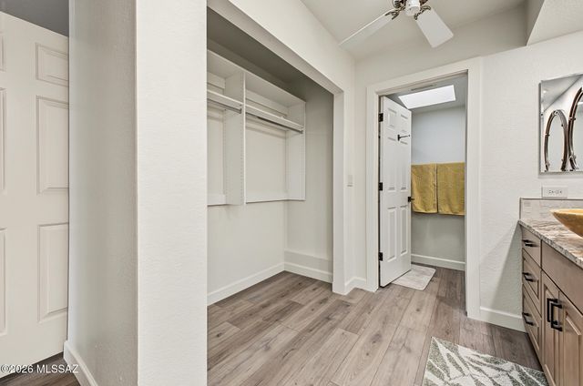 764 E Camino Diestro, Oro Valley, AZ 85704