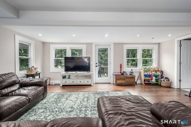 18 Hinckley Road, Washington, CT 06777