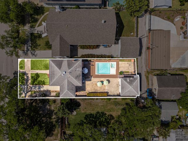 1606 Rosenberg Street, Galveston, TX 77550