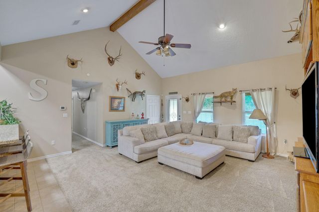 413 Barnett Lane, Livingston, TX 77351