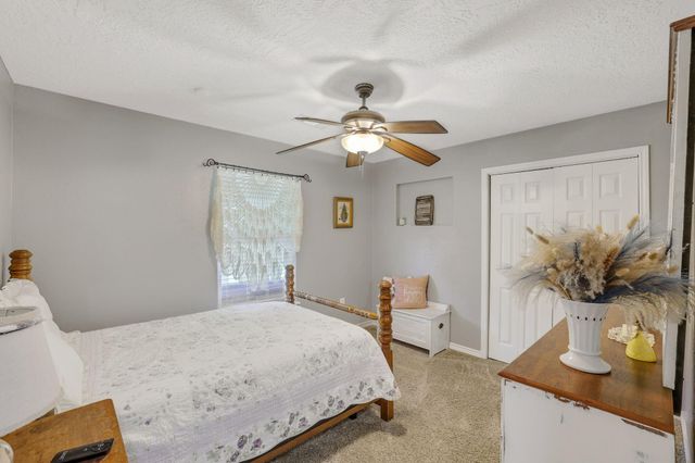 413 Barnett Lane, Livingston, TX 77351