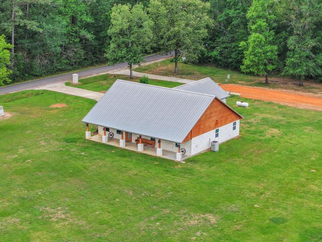 413 Barnett Lane, Livingston, TX 77351