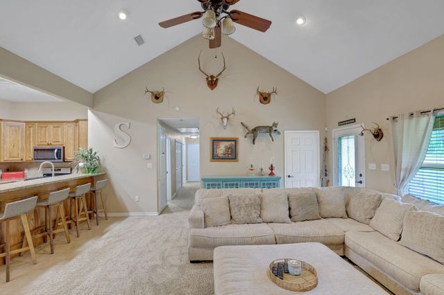 413 Barnett Lane, Livingston, TX 77351