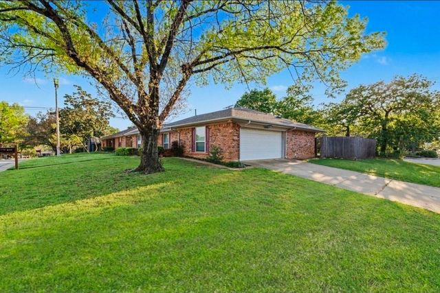 4900 Ridgeline Drive, Arlington, TX 76017