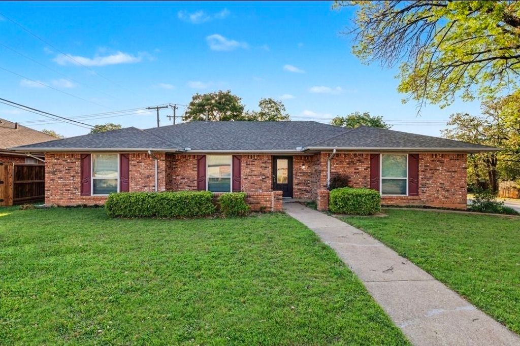 4900 Ridgeline Drive, Arlington, TX 76017