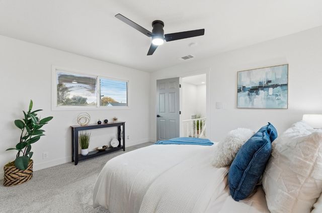 6787 9th Ave, Sacramento, CA 95820