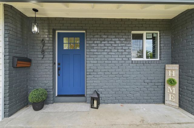 6787 9th Ave, Sacramento, CA 95820