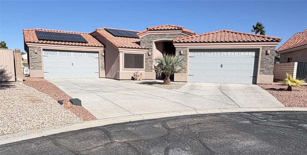 2073 E Lago Grande Bay, Fort Mohave, AZ 86426